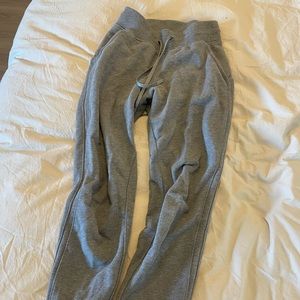 lululemon scuba jogger (2?)